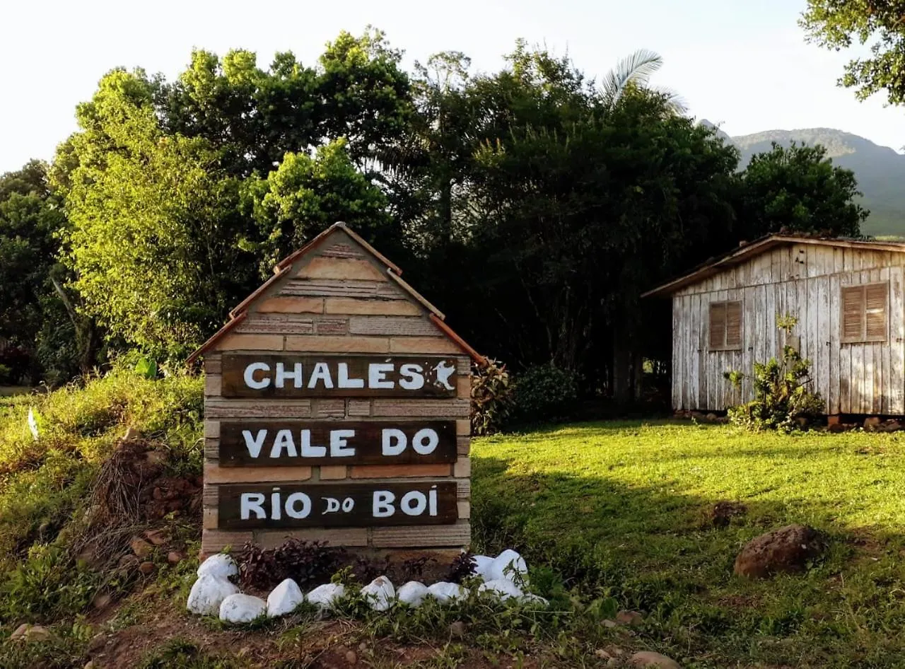 Chales Vale Do Rio Do Boi 大普拉亚